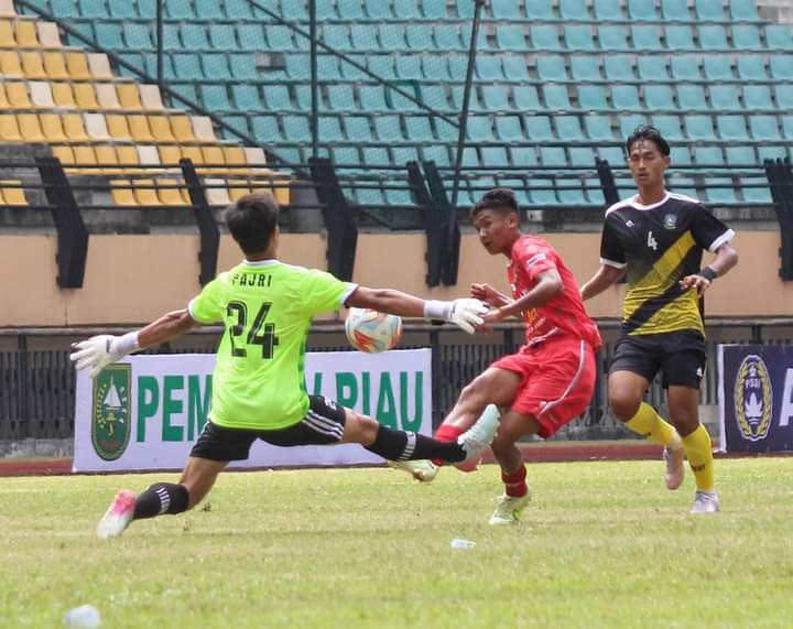 Tim Porwil Sumbar saat berhadapan dengan Kepri